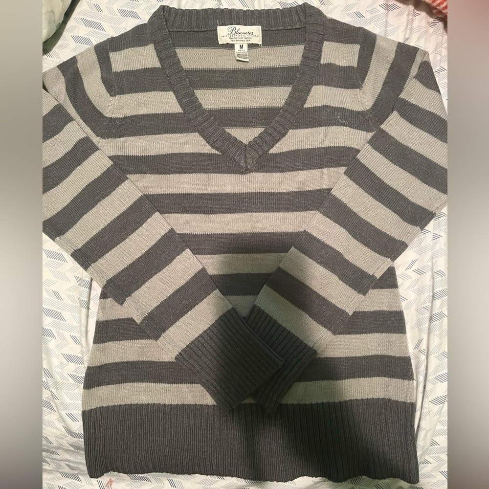 Women’s Bluenotes Grey Striped Sweater Size Medium